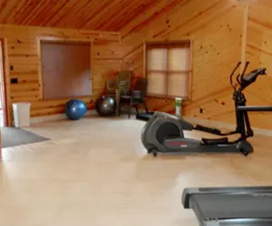 Photo 2 - Resort Pool Fitness Room Hot Tub Jacuzzi