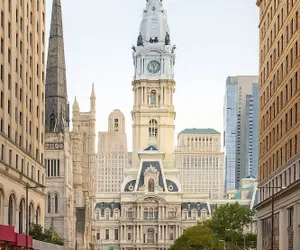 Photo 2 - Lodgyy Suites