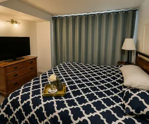 Photo 5 - Master Suite with Fruitful Tree backyard
