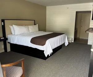 Photo 5 - Sleepy Bear Motel