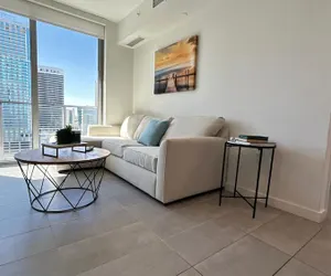 Photo 5 - Relax Above Miami Skyline Views Gym Pool
