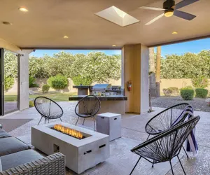 Photo 2 - Desert Splash by Avantstay Pool, Hot Tub, Firepit