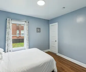 Photo 3 - Comfy 3br Flat Close To The Falls 3 Bedroom Apts