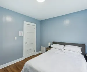 Photo 5 - Comfy 3br Flat Close To The Falls 3 Bedroom Apts