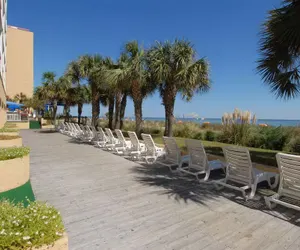 Photo 2 - Hotel O Sunset Waves Myrtle Beach, Sc