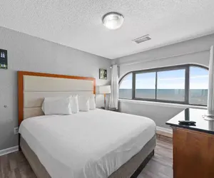 Photo 5 - Capital O Sunset Waves Hotel Myrtle Beach Oceanfront