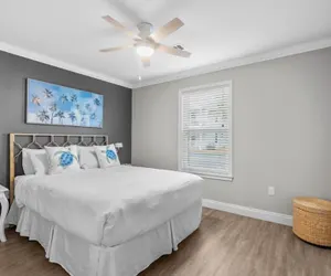 Photo 4 - Beachside Villas 214