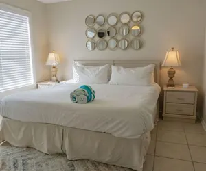 Photo 3 - Beachside Villas 823
