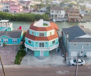 Photo 2 - Blizzard's Lighthouse 4 Bedroom Home