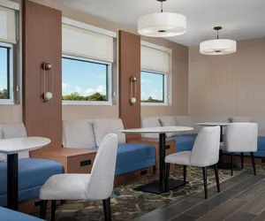 Photo 4 - Residence Inn by Marriott Pearland