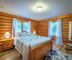 Photo 3 - Oakwood Lodge