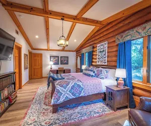 Photo 4 - Oakwood Lodge