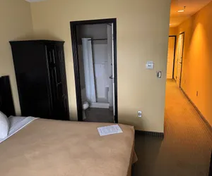 Photo 5 - Chautauqua Suites