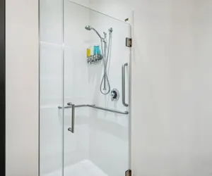 Photo 2 - Osprey Suite - 205 in Portland