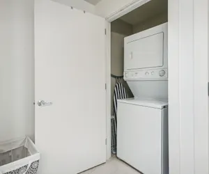 Photo 2 - Hazelnut Suite - 204
