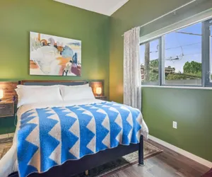 Photo 4 - Hazelnut Suite - 204