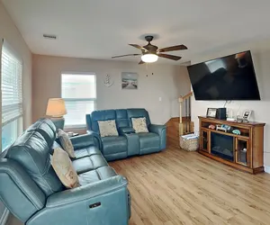 Photo 4 - Surfside Beach House