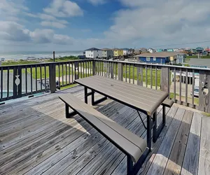 Photo 2 - Surfside Beach House