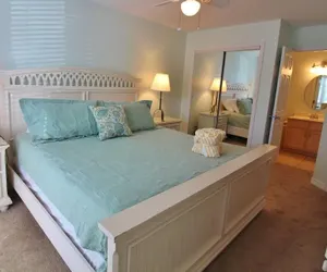 Photo 4 - Seascape Lakefront Villas 124