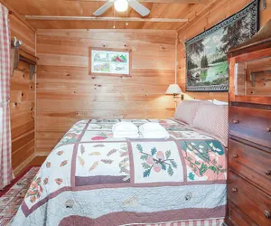 Photo 2 - The Cabins at Seven Foxes