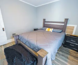Photo 3 - Family-Friendly 3Br-Free Parking & Wifi