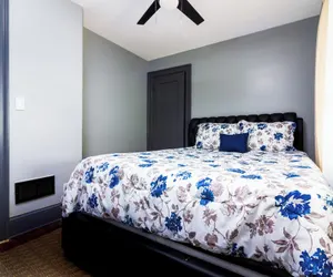Photo 5 - 5Br, 1.5 Ba Close To Niagara Falls State Park