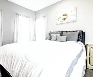 Photo 4 - Modern 1Br 1Ba Apartment Close Falls And Casino