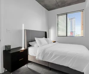 Photo 4 - Phoenix Urban Luxury Escape