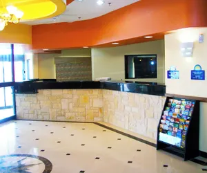 Photo 3 - Robinson Inn and Suites