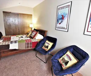 Photo 4 - Summit Ski Shack