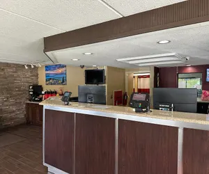 Photo 3 - Econo Lodge Hickory