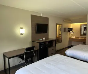 Photo 5 - Econo Lodge Hickory