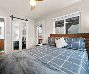 Photo 3 - The Maple Lane Hideaway