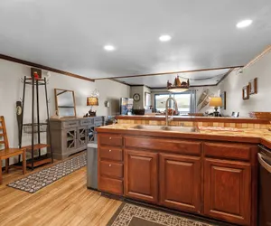 Photo 5 - Shores Lakefront Condo