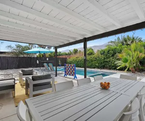 Photo 2 - Hacienda Hideaway-3bd Great for Families