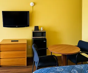 Photo 3 - Budget Motel Granite City/St Louis Area