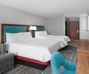 Photo 3 - Hampton Inn & Suites By Hilton Long Island Farmingdale