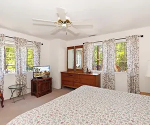 Photo 4 - Spacious 3BR Chalet