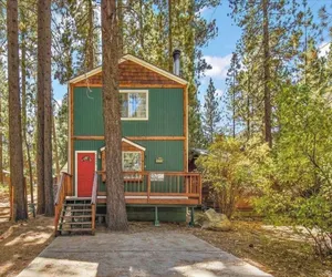 Photo 2 - Spacious 3BR Chalet