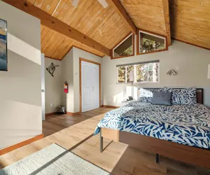 Photo 2 - Moonridge Chalet