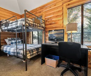 Photo 3 - Fox Cabin
