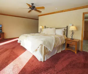 Photo 2 - Luxury View Lodge