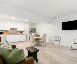 Photo 4 - NEW Bayside Escape Cozy Hideaway Near Bayshore