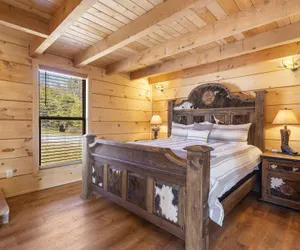 Photo 4 - Elk Lodge Cabin for 4!