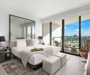 Photo 2 - Luxury Vacation Rentals in South Beach by LRMB