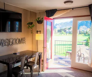 Photo 3 - Mountain View Lodge and Resort