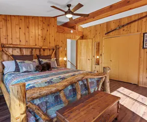 Photo 5 - Knotty Hideaway