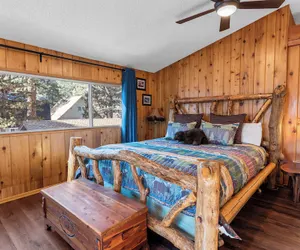 Photo 4 - Knotty Hideaway
