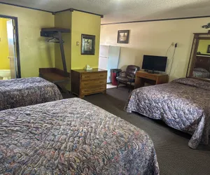 Photo 5 - plains motel