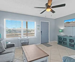 Photo 4 - Two 2br Condos Walk to Beach Hangout